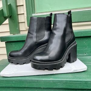 New Nine West Forme Chelsea Lug Sole Boot Ankle Booties Size 7 Black